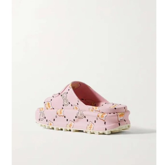Gucci Angela Nguyen Printed Platform Slide - Picture 3 of 11